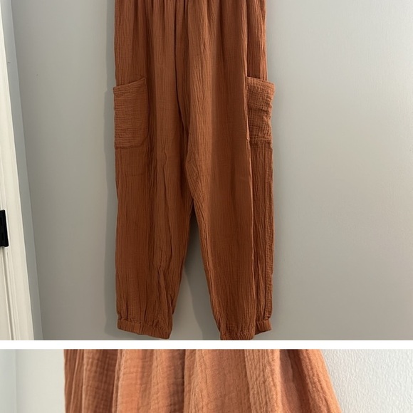 Women's Rust Sleeveless Jumpsuit - Picture 2 of 6
